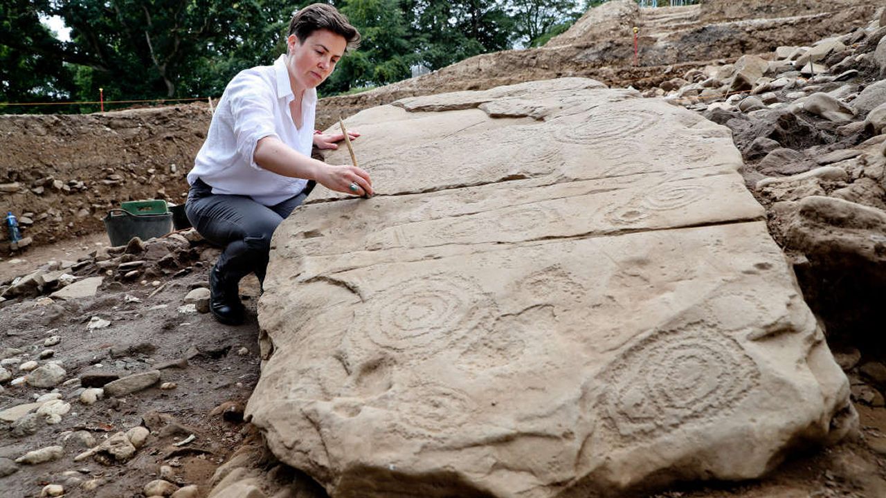 Hallan tumba megalítica de 5.500 años en Irlanda