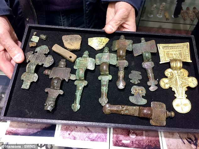 Un tesoro anglosajón descubierto será subastado hasta en £ 80.000