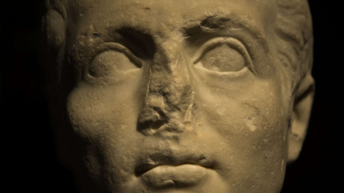 ¿Por qué hay tantas estatuas antiguas sin nariz?